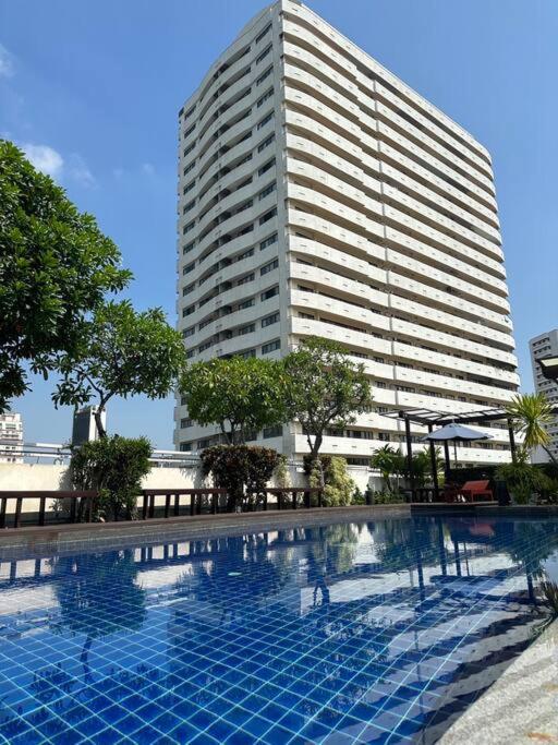Delightful Condo In Central Location At Sukhumvit 49 Bangkok Dış mekan fotoğraf