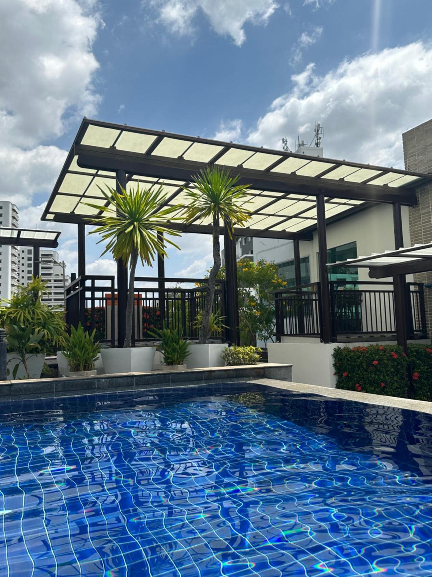 Delightful Condo In Central Location At Sukhumvit 49 Bangkok Dış mekan fotoğraf